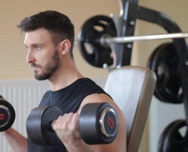 Męska metamorfoza: 8‑tygodniowy plan formy, który naprawdę działa