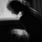 Zdrowa głowa na zmiany: sprawdzone sposoby na równowagę psychiczną w pracy zmianowej